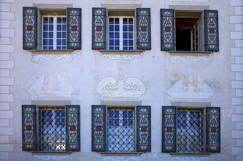 Window, window frame, artistically painted, Landvogteischloss, civil registry office, Willisau, Canton of Lucerne, Switzerland