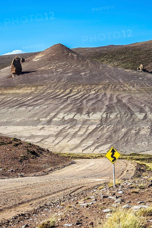 Mt. Cerro Boleadoras, volcano-shaped rock formation, ruta 41, Los Antiguos - Paso Roballo, Argentina