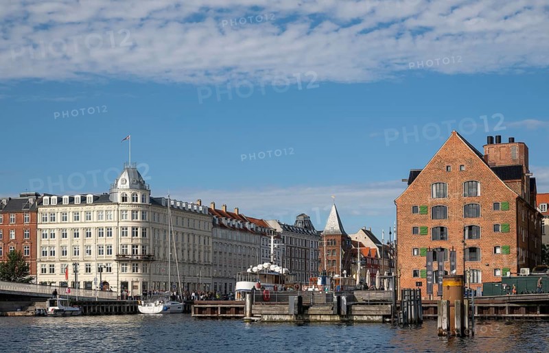 Old houses and ships, Havngade, Nyhavn, Køpenhavns Havn, Christianshavn, Copenhagen, Denmark