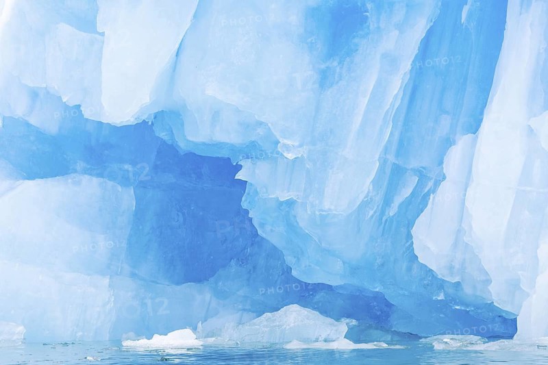Iceberg, blue glacier ice, Smeerenburgbreen, Scandinavia, Spitsbergen
