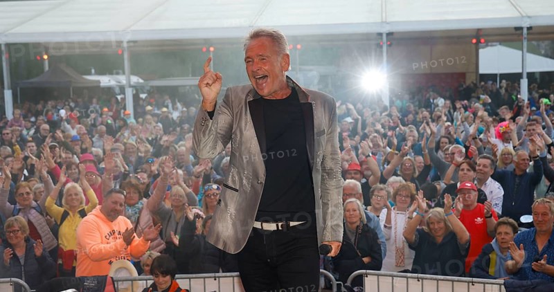 Olaf Berger at the Schlager Radio - Festival in Neuruppin at Hanger 312 on 24.05.25