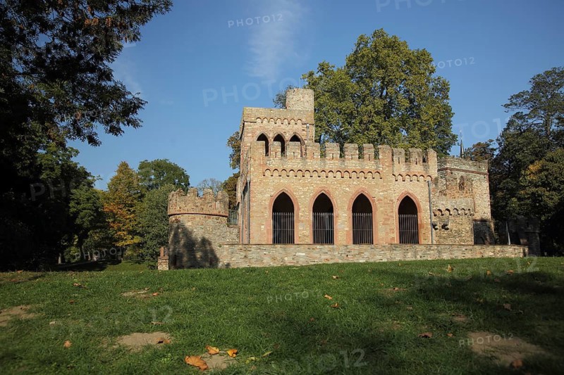 Mosburg, palace gardens, Biebrich, Wiesbaden, Taunus, Hesse, Germany
