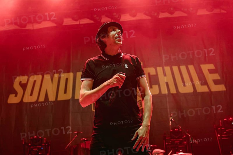 Costa Cannabis (Tim Kleinrensing), singer of Sondaschule live at the Berlin Velodrom on 12/02/2025