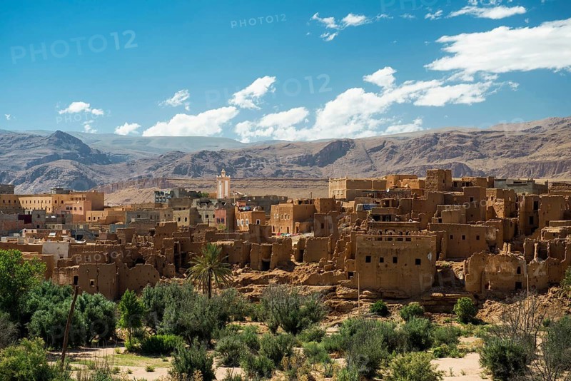 Oasis and city, Tinejdad, Drâa-Tafilalet region, Atlas Mountains, Morocco