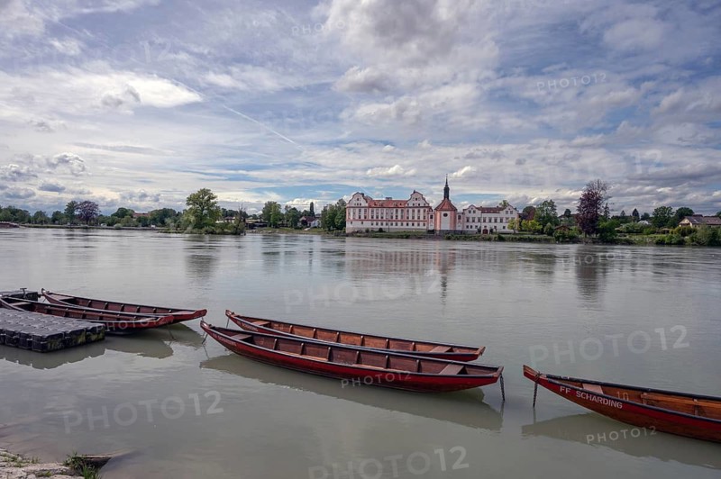 Neuhaus am Inn Castle, seen from Schärding, Lower Austria, Austria