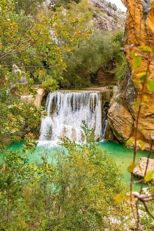 Beautiful landscape in the waterfalls next to the path on the Vero River walkways in Alquezar. Huesca Pyrenees