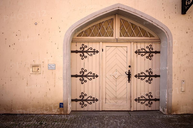 Gate, gate entrance, old town, Luther city Wittenberg, Saxony-Anhalt, Germany