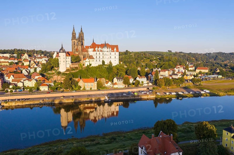 Aerial view of Albrechtsburg Castle with cathedral and Elbe river, Meissen, Saxony, Germany