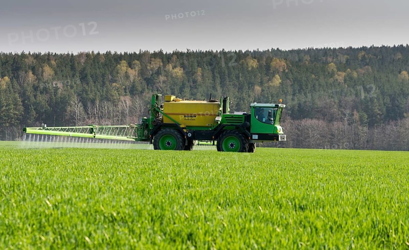 Poisoning, cultivated landscape, poisonous use, industrial agriculture, intensive agriculture, cultivated landscape