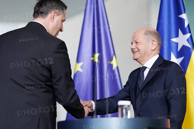 (R-L) Olaf Scholz, Federal Chancellor, holds press conference with Denis Becirovic, Chairman of the State Presidency of Bosnia and Herzegovina, at the Chancellery in Berlin, 7 May 2024
