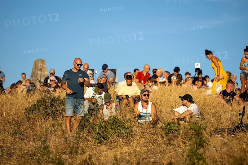 Solar eclipse August 2026 in Ludwigshafen am Rhein***The Michaelsberg in Maudacher Bruch, the largest elevation in Ludwigshafen at 125 m above sea level, attracted many people