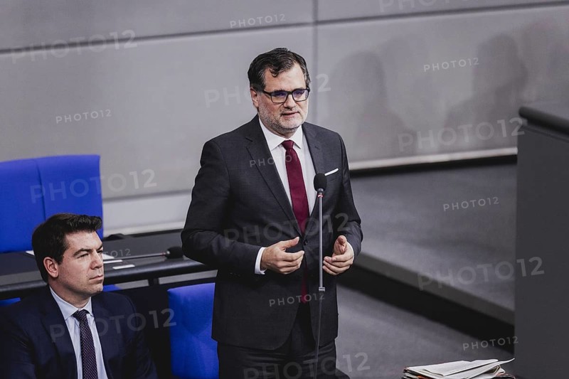 Wolfgang Schmidt (SPD), Chef des Bundeskanzleramtes, aufgenommen im Rahmen einer Regierungsbefragung im Deutschen Bundestag in Berlin, 13.12.2023