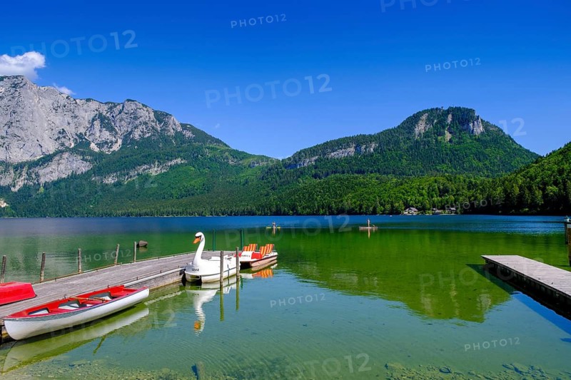 Boat rental at Lake Altaussee, Altaussee, rear Trisslwand, Salzkammergut, Styria, Austria