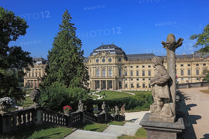 The Würzburg Residence, Cherubs on the Steps to the Court Garden, Park Side, UNESCO World Heritage Site, Würzburg, Lower Franconia, Bavaria, Germany