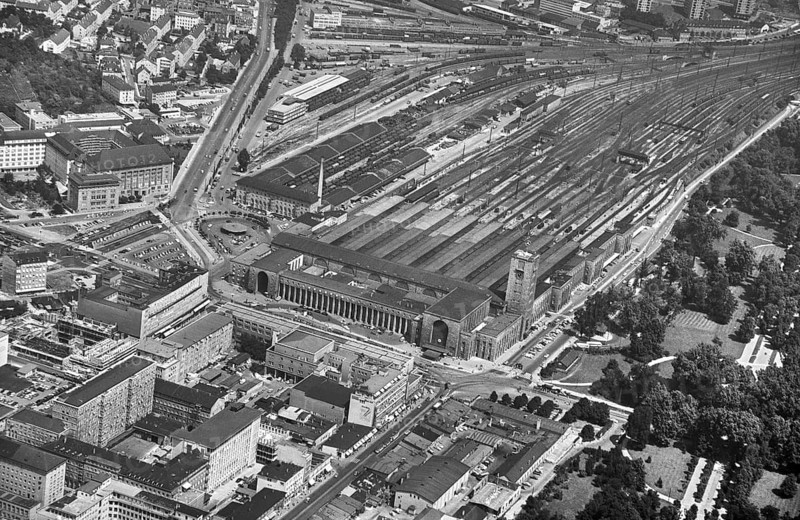 Historical aerial view of Stuttgart harbour on the Neckar, Stuttgart, Baden-Württemberg, Germany, 1959