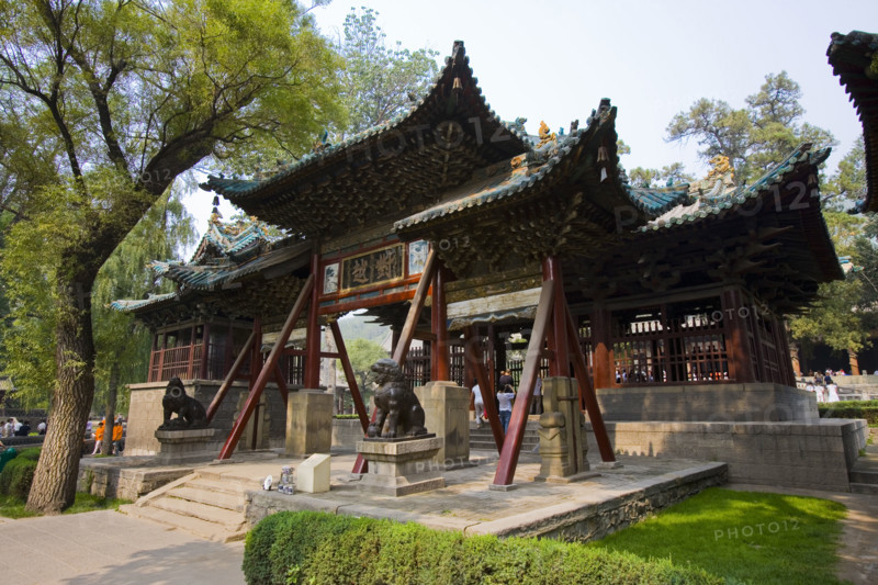 Traditional Architectures in Jin Memorial Hall,Shanxi