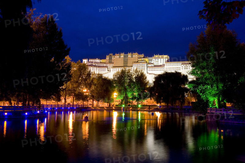 Night Scene of Potala Palace
