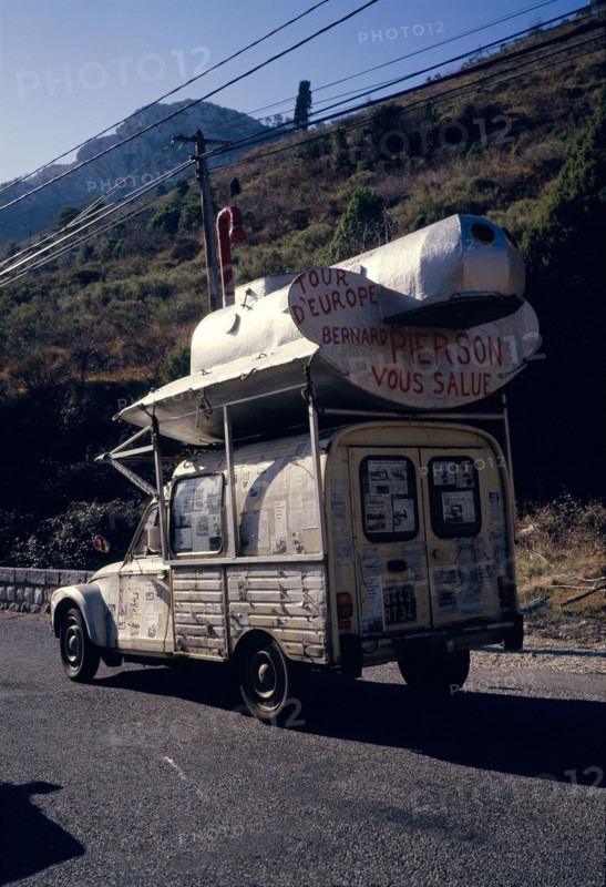 Cuchi White, Série Navirland