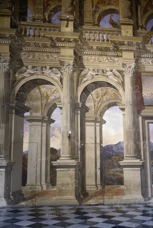 Cuchi White, Palazzo Lancellotti ai Coronari, Rome