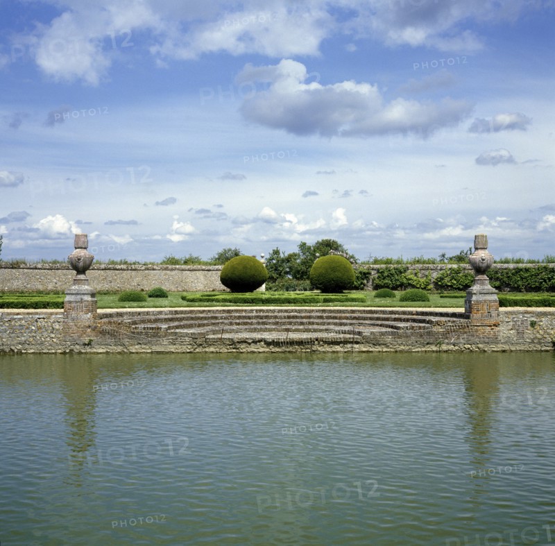 Parc du château de Beaumesnil, France