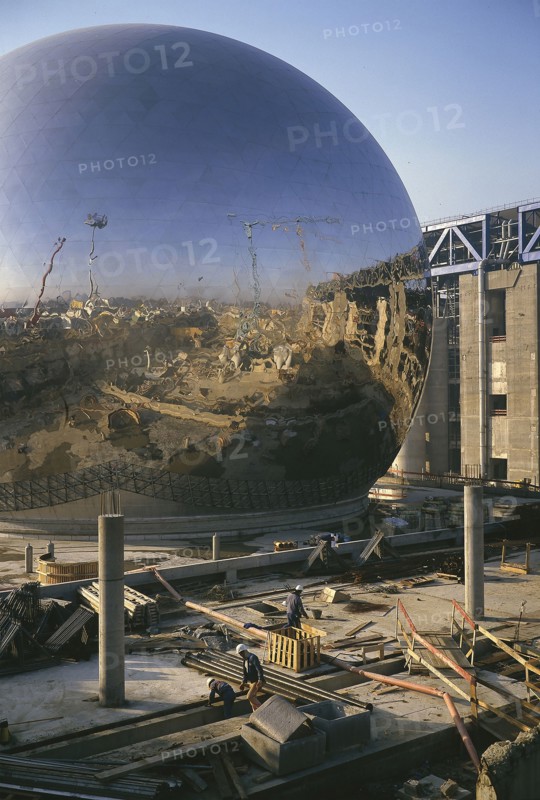 Construction de la Cité des Sciences et de l'Industrie