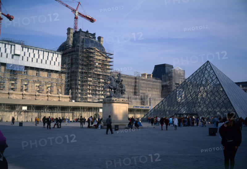 Travaux du Grand Louvre (1981-1999)