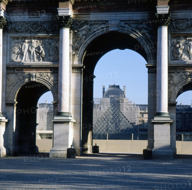 Travaux du Grand Louvre (1981-1999)