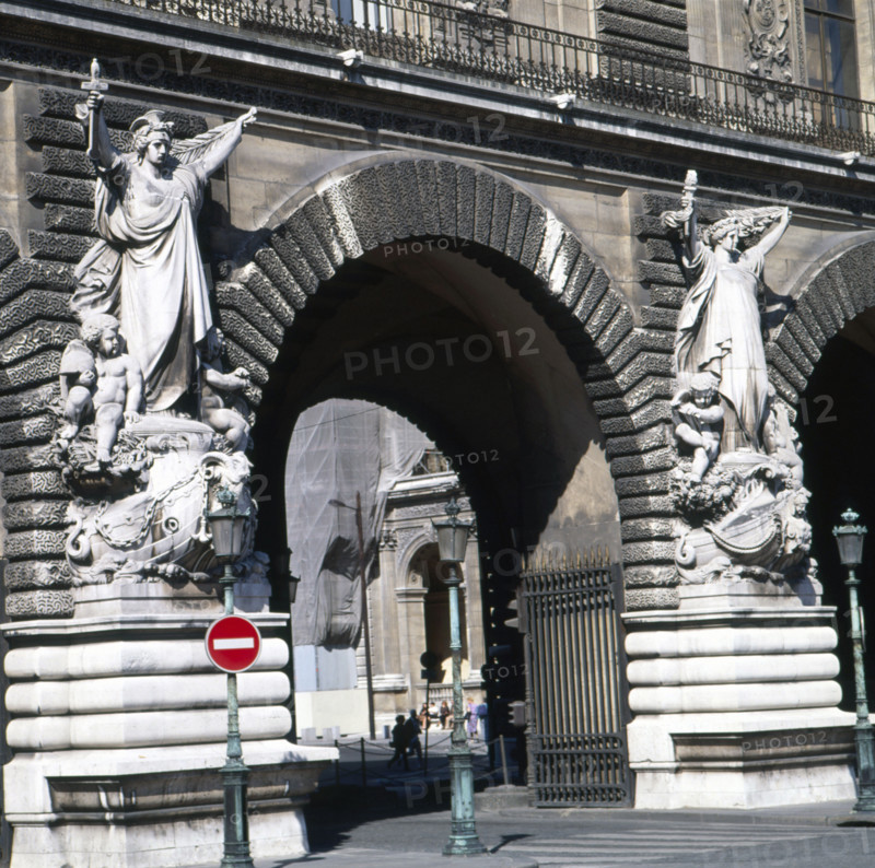 Travaux du Grand Louvre (1981-1999)