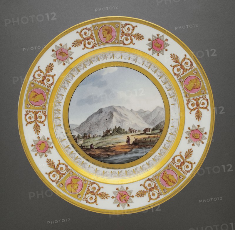Dessert plate from the Suisses crockery set