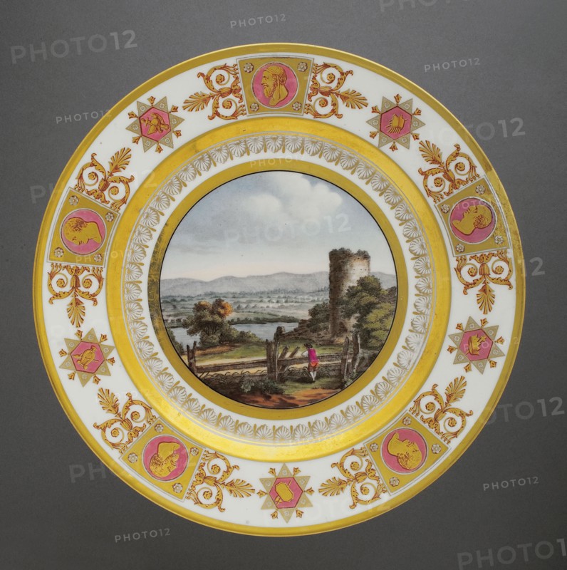 Dessert plate from the Suisses crockery set