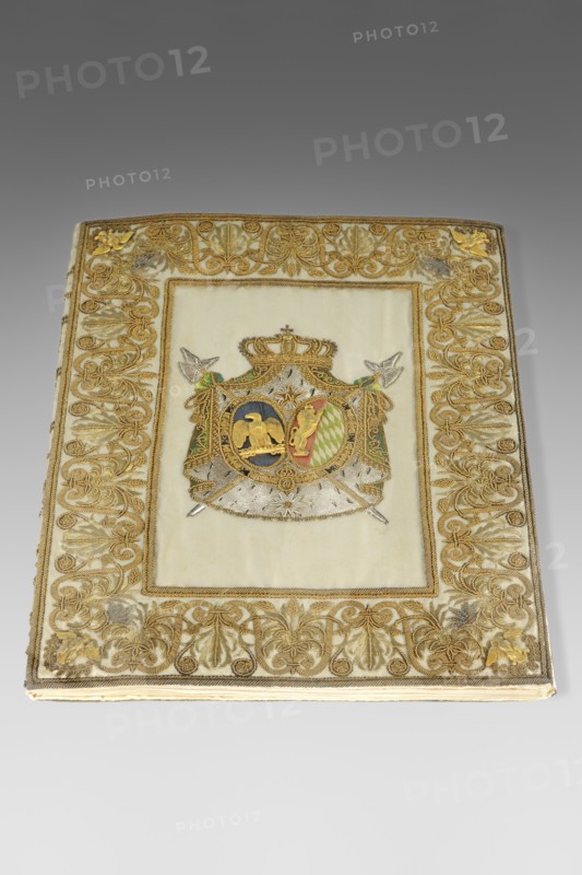 Certificat de naissance et de baptême de la Princesse Amélie Auguste Eugénie Napoléon de Leuchtenberg