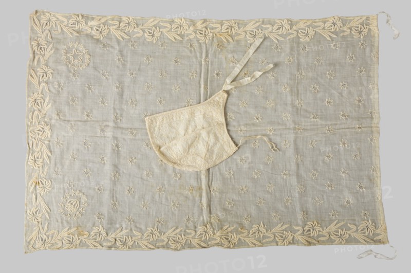 Bonnet et linge en dentelle du Roi de Rome