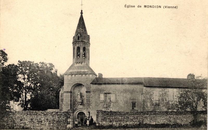 Eglise
Mondion