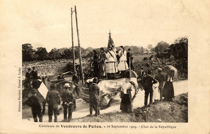 Char de la République, 26 septembre 1909
VENDEUVRE-DU-POITOU