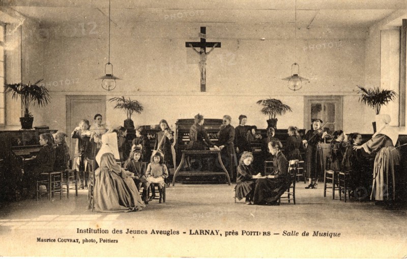LARNAY