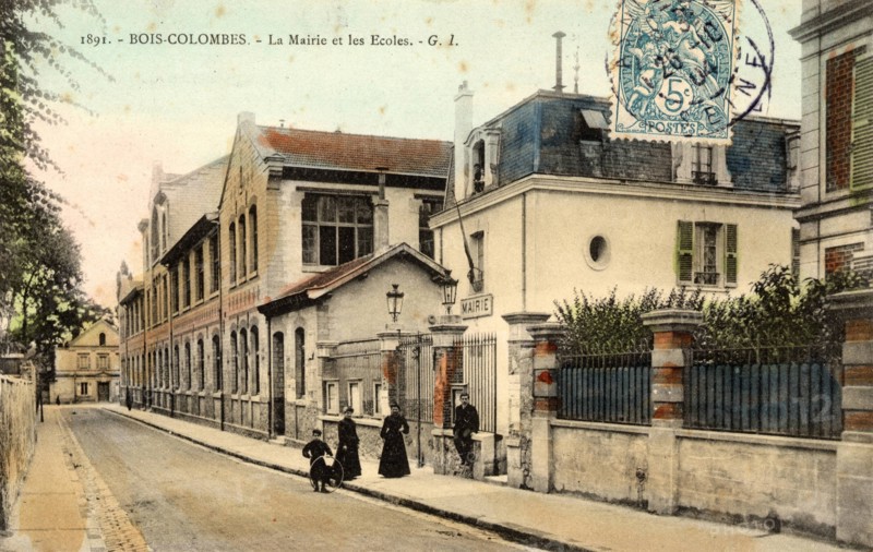 Bois-Colombes,
Town hall and school