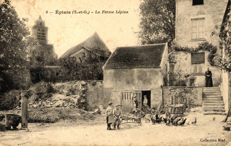 Epiais-Rhus,
Farmhouse