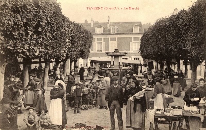 Taverny,
Market
