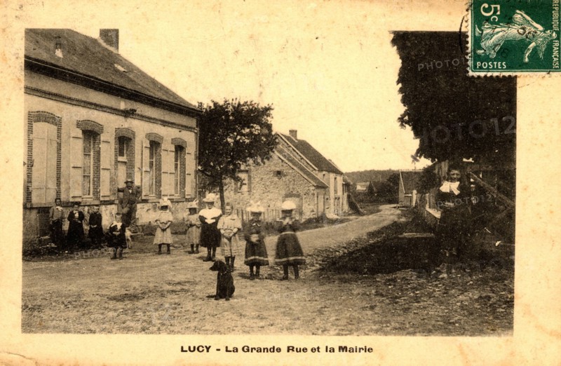 Lucy-sur-Cure,
Mairie