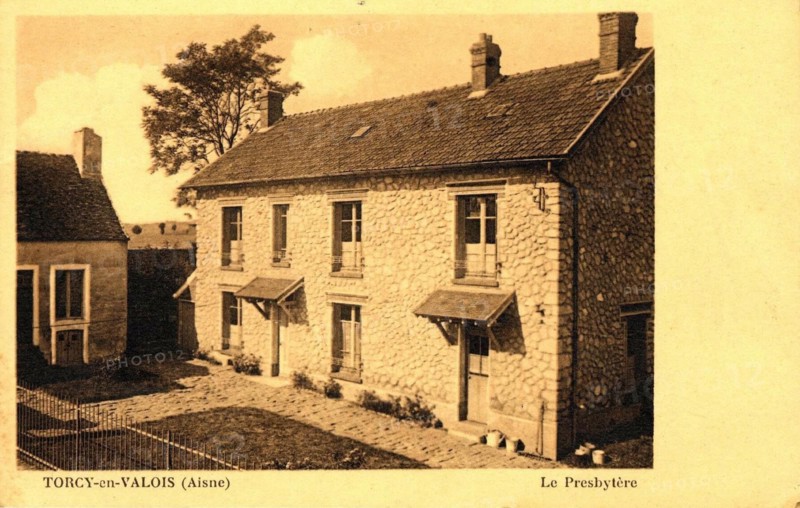 TORCY-EN-VALOIS,
Presbytery