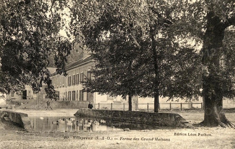 VILLEPREUX
