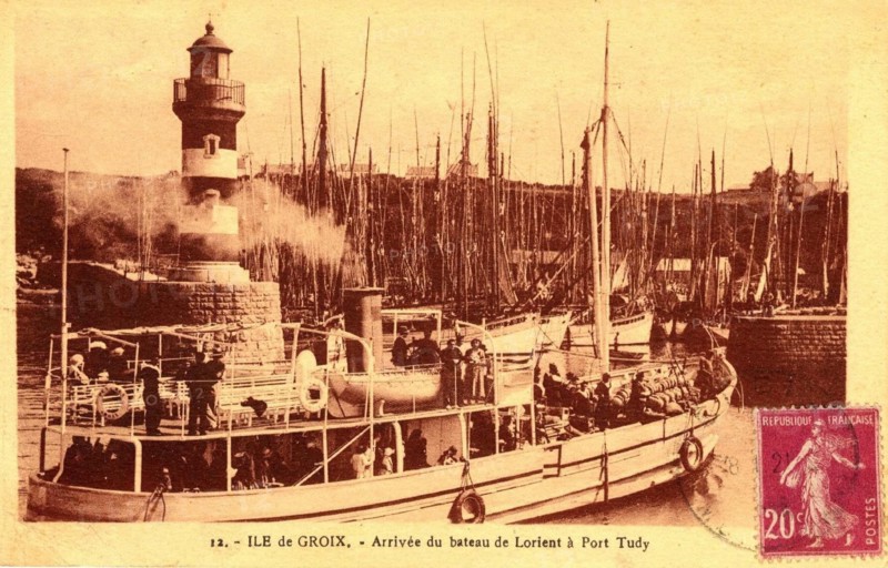 ILE-DE-GROIX,
Boat arrival