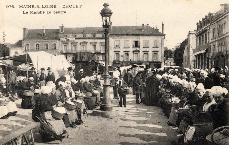 CHOLET