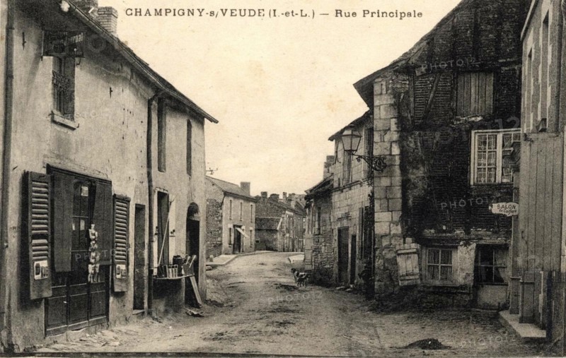 CHAMPIGNY-SUR-VEUDE