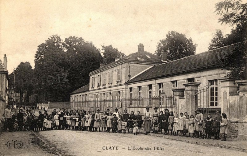CLAYE-SOUILLY
