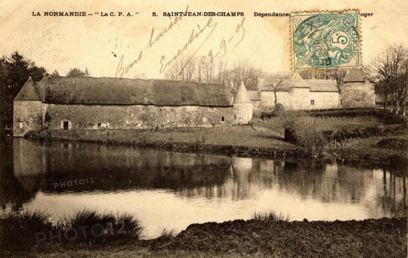 SAINT-JEAN-DES-CHAMPS