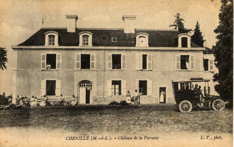 CORNILLE-LES-CAVES