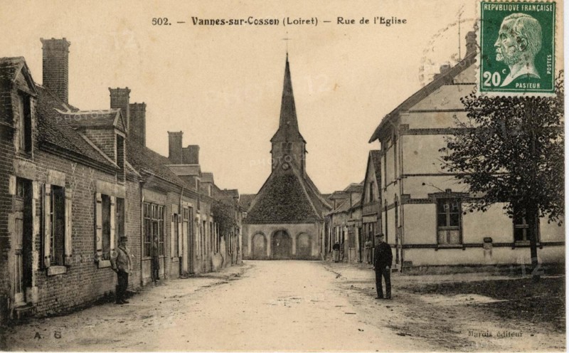 VANNES-SUR-COSSON