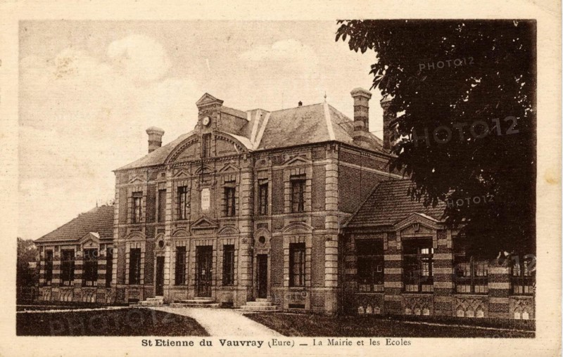 SAINT-ETIENNE-DU-VAUVRAY