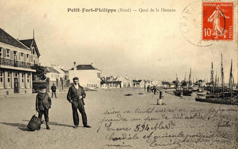 PETIT-FORT-PHILIPPE